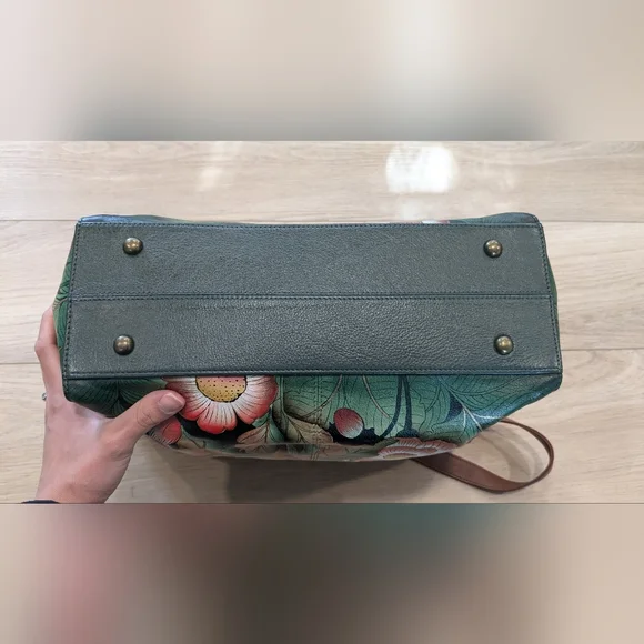 Anuschka Unique Hand Painted Foxes and Flowers Large Leather Zip Toe Tote Bag - Picture 7 of 12